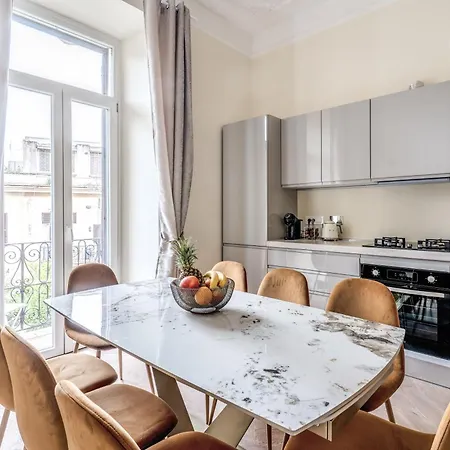 3 Minutes Walk From Termini Station With Temple View Апартаменты Рим