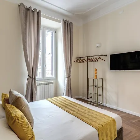 Апартаменты 3 Minutes Walk From Termini Station With Temple View