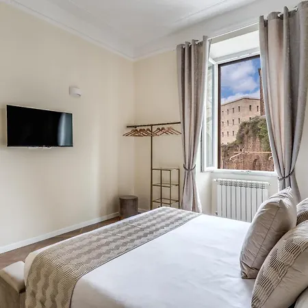 3 Minutes Walk From Termini Station With Temple View * Рим